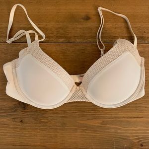 Victoria’s Secret | T-Shirt Bra